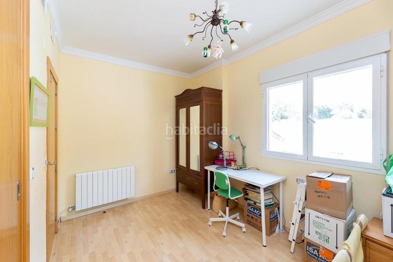 Foto c2d99e3d-e4b7-434c-82e0-7dcb9fd1758a. Semi detached house with heating parking pool in Crta. De la Sierra Granada