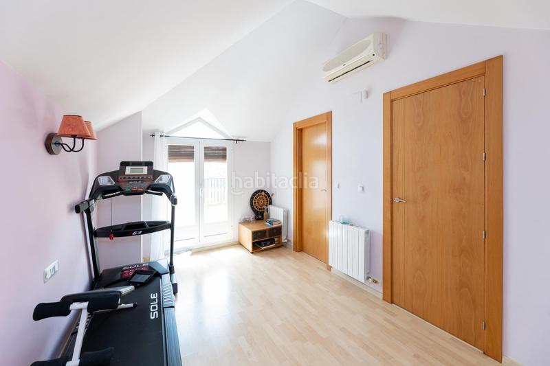 Foto d05ef427-1581-402b-bec0-8acef86fcfa8. Semi detached house with heating parking pool in Crta. De la Sierra Granada