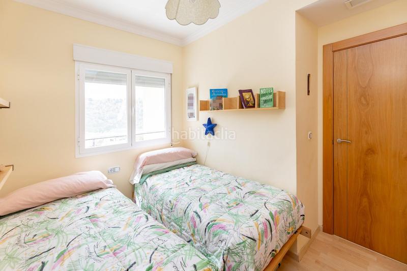 Foto d721a7d4-7d5a-4f2c-9ef7-fb9b676a8ea0. Semi detached house with heating parking pool in Crta. De la Sierra Granada