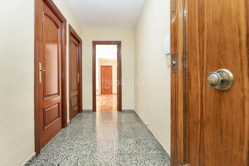 Foto 2fa3b75e-245b-4975-9838-5915cba5dbfe. Appartamento con parcheggio in Barrio de Zaidín Granada