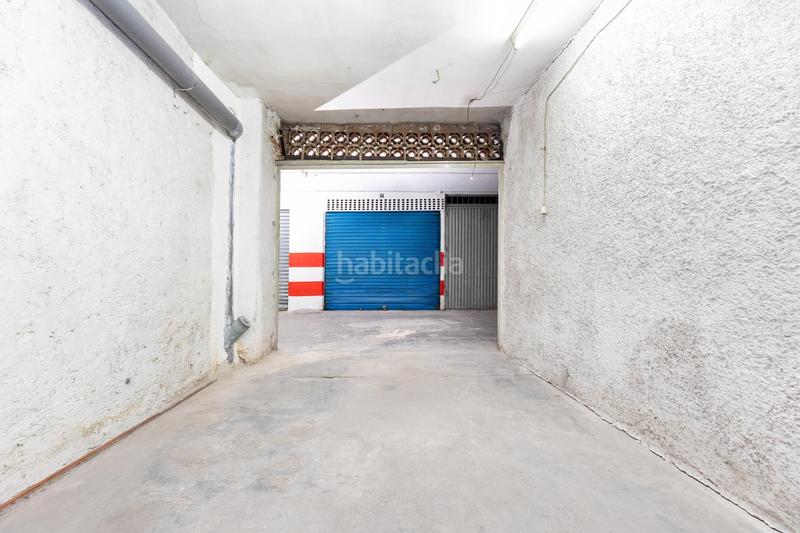 Foto bc6f7503-c3ad-4ef1-906e-af2b036d7690. Appartamento con parcheggio in Barrio de Zaidín Granada