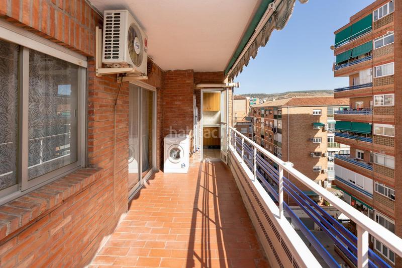 Foto f9b7f762-5911-42c7-84ad-72504776335f. Appartamento con parcheggio in Barrio de Zaidín Granada