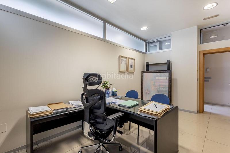 Foto a36bc49c-e318-40ab-992a-45c56a19f6ca. Local comercial gran oficina en La Cruz Granada