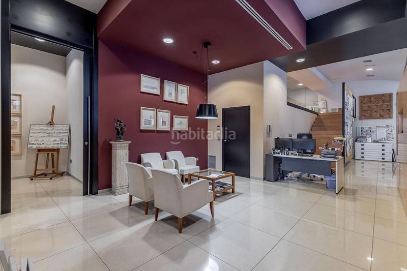 Foto c567ea06-e288-494b-a1bb-6e91017d79d1. Local comercial gran oficina en La Cruz Granada