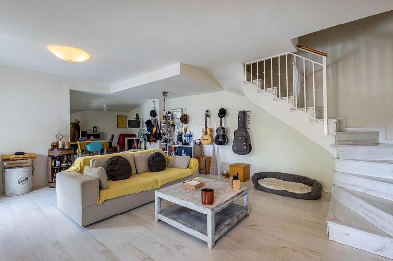 Foto b04bc08d-ddf6-4611-a486-bd49d84c70ea. Semi detached house with pool in Cenes de la Vega