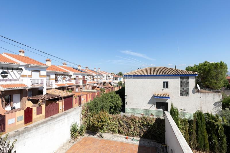 Foto d8bb69ee-b54a-4d37-98da-554f739359dc. Xalet amb aparcament piscina a Ogíjares