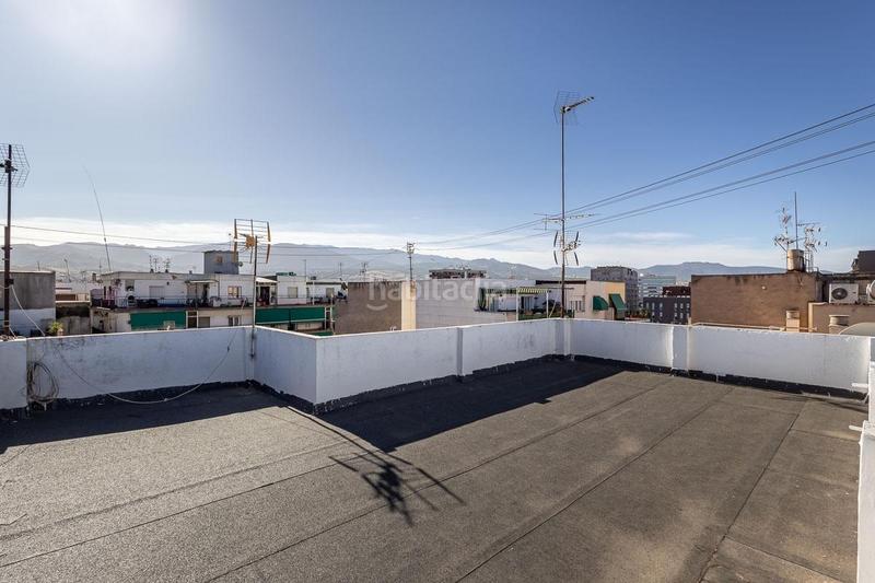 Foto c631d001-e960-4edc-bf0e-af77a2d8d5a0. Pis a Barrio de Zaidín Granada