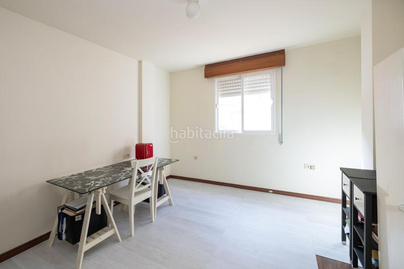 Foto 66c31ffb-05f9-4f99-af96-2fb5d1bde221. Semi detached house with parking in Huétor Vega