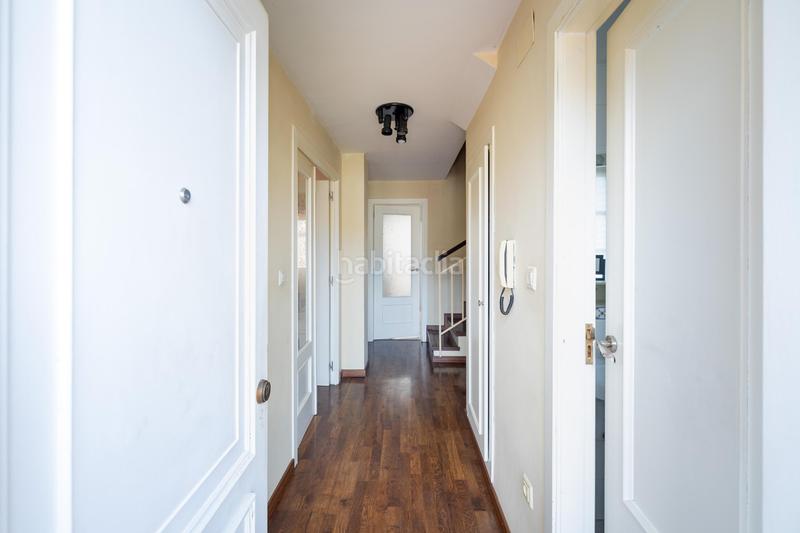 Foto eacf2bd5-3dd3-4ba8-be4f-e403e342162f. Semi detached house with parking in Huétor Vega