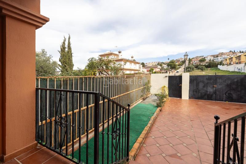Foto fcebd539-0eb0-4007-9000-caab7c7724f3. Semi detached house with parking in Huétor Vega