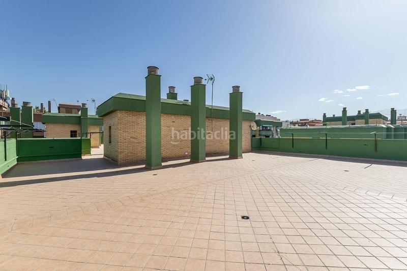 Foto 3296a164-8424-441e-8ea8-5dbf08f66530. Flat with parking in Pajaritos Granada