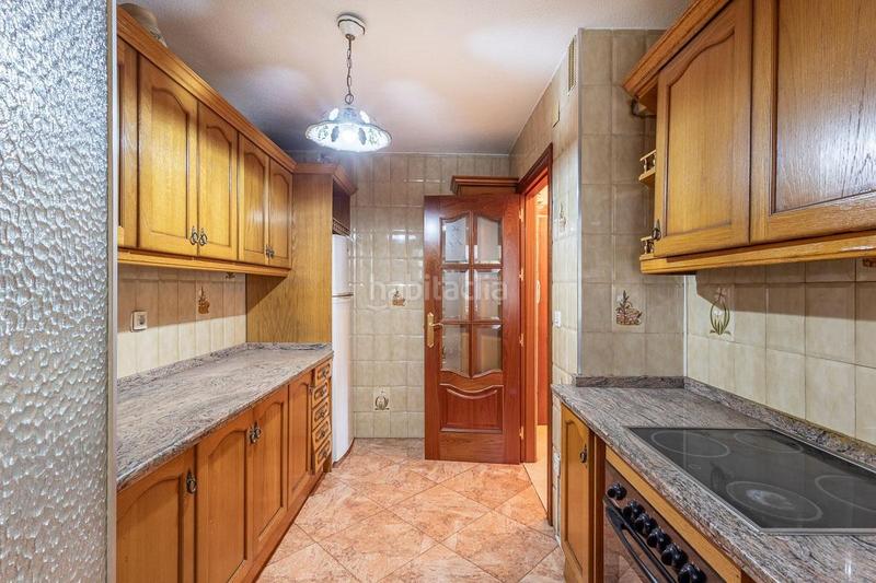 Foto 35e5e993-124d-4409-90e3-3d47ec64b086. Flat with parking in Pajaritos Granada