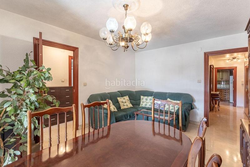 Foto 9135c9f4-8d1d-4ac3-873e-4af11a4ad32c. Flat with parking in Pajaritos Granada