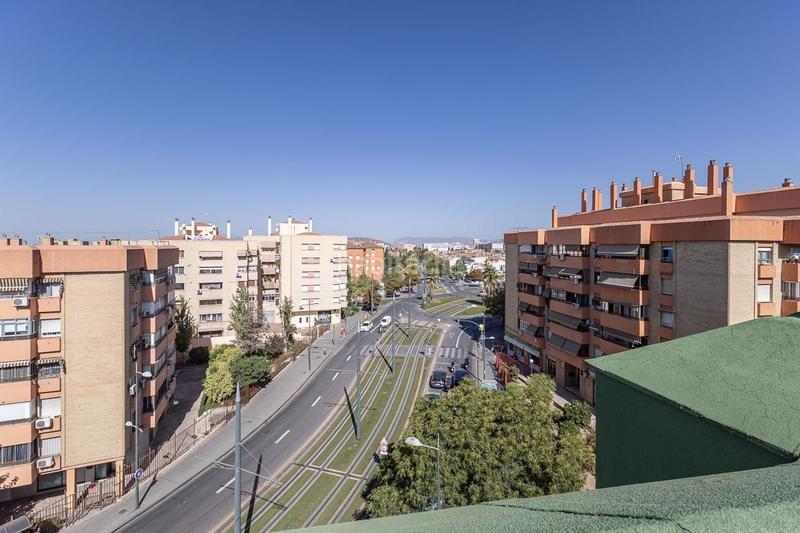 Foto a47dac0d-b320-4f6a-a396-453601b01c32. Flat with parking in Pajaritos Granada