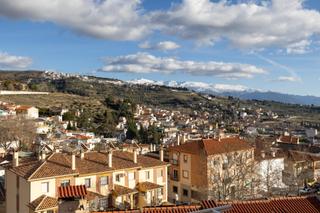 Casa in Alfacar. Casachalet en venta en alfacar. especial para panaderos sótano e