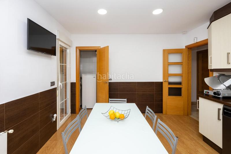 Foto 73e22683-dad5-4f34-bce8-34faf8eefbf4. Casa adossada amb aparcament piscina a Pulianas