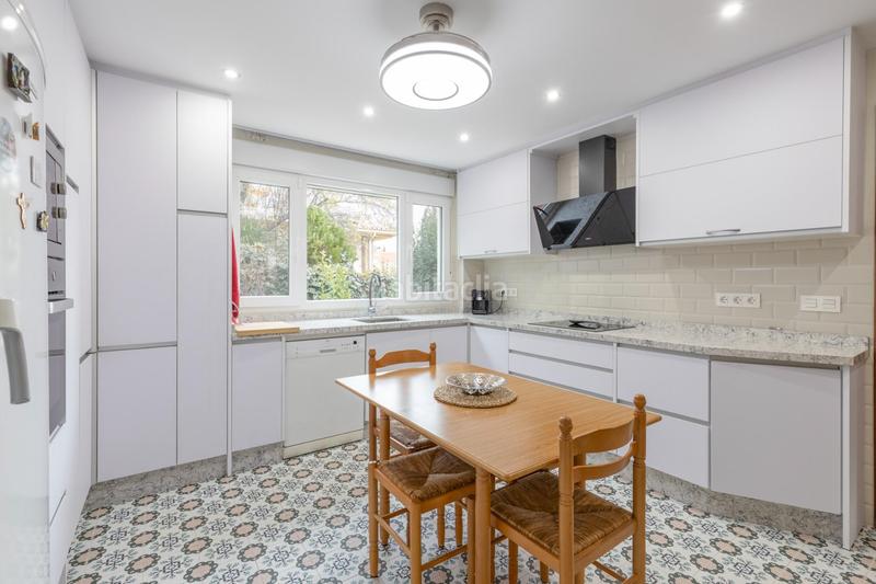 Foto 0f59dce4-d1b5-4d91-8f3b-e1dd662e6aea. Casa en magnolios 8 chalets con piscina y zonas verdes en los pinillos en Pinos Genil