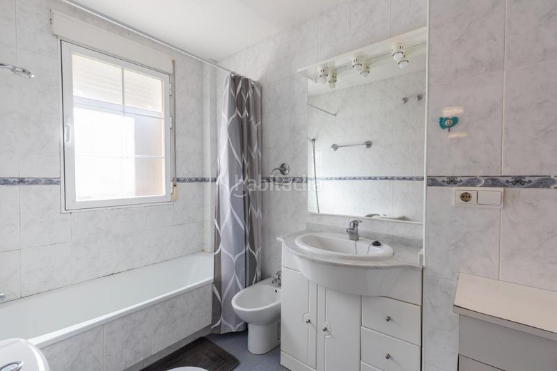 Foto 83423065-becb-456b-b9ab-078a2892796c. Casa adossada amb calefacció aparcament a Cájar