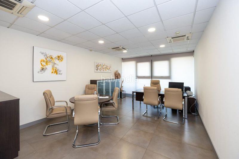 Foto 0a127fba-3f56-4733-b566-b6c2108b0a27. Edifici a Peligros