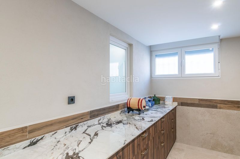 Foto 4f1250e6-8532-44bc-a69d-f83ed233ac4c. Casa amb aparcament a Peligros