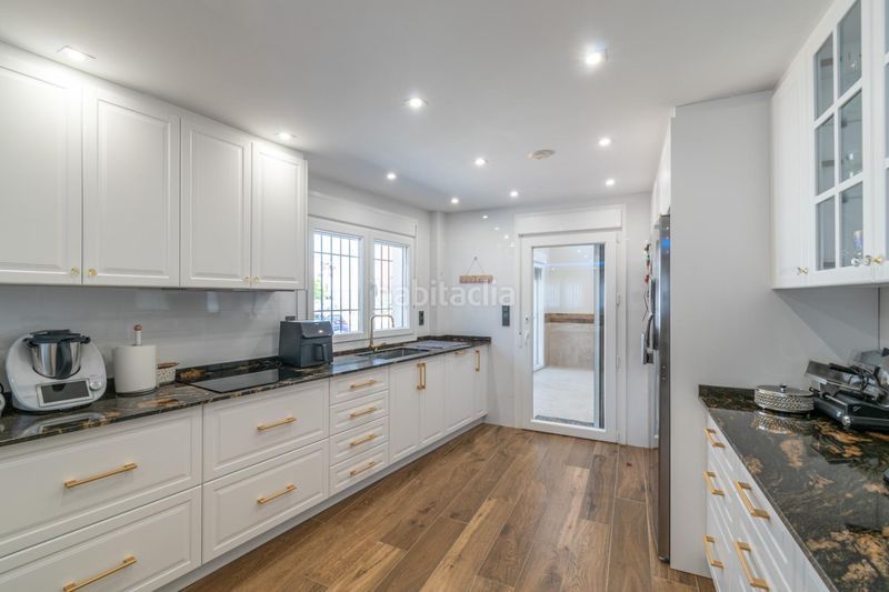 Foto b90aca8e-0974-4567-8366-d23697996a61. Casa amb aparcament a Peligros