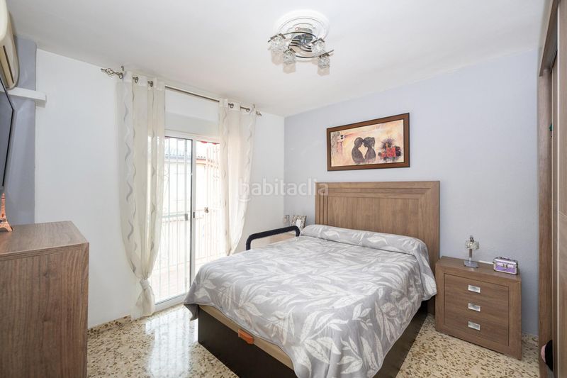 Foto 2d3df62b-e9a6-4191-8ff4-5329fb3e1548. Casa adossada amb aparcament a Atarfe
