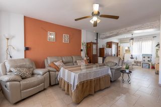 Casa adossada a Chauchina