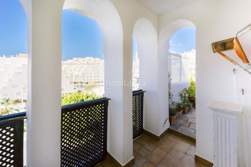 Foto 8ddd59a6-9bd2-4ab3-a1a6-ce4db7a935c5. Àtic amb aparcament piscina a Salobreña costa Salobreña