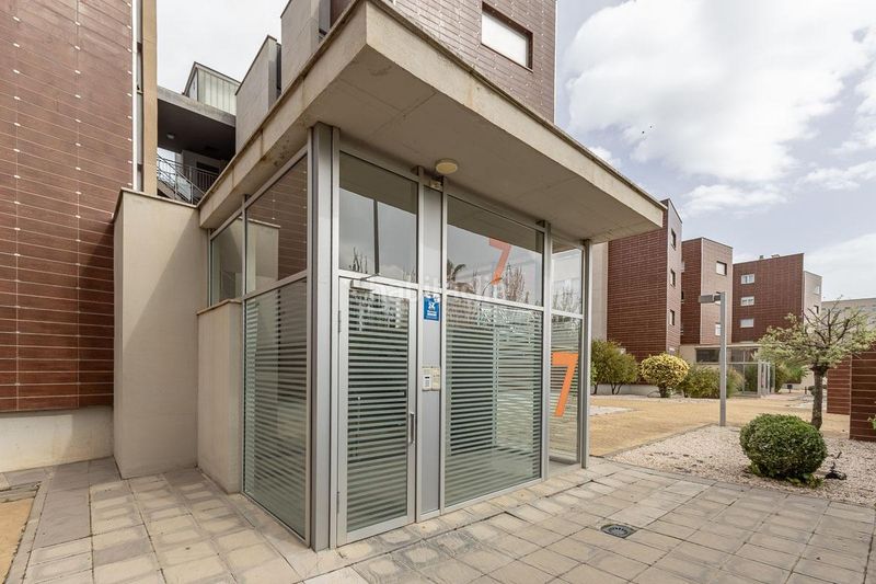 Foto a984fb97-4855-43c8-9445-b021d7f9b7de. Pis amb aparcament piscina a Carretera de Granada-La Alcazaba Alhendín