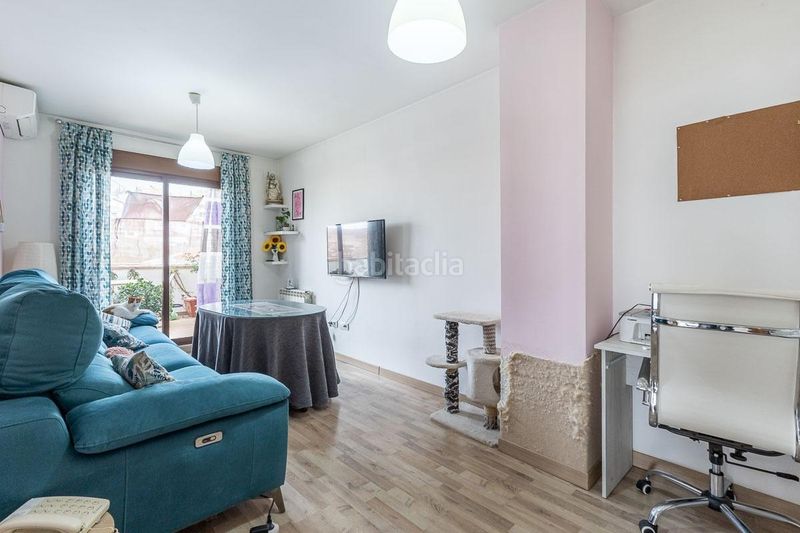 Foto e806b816-f52b-4c02-a228-55d0b30c3c3a. Àtic amb aparcament a Barrio de la Vega Monachil