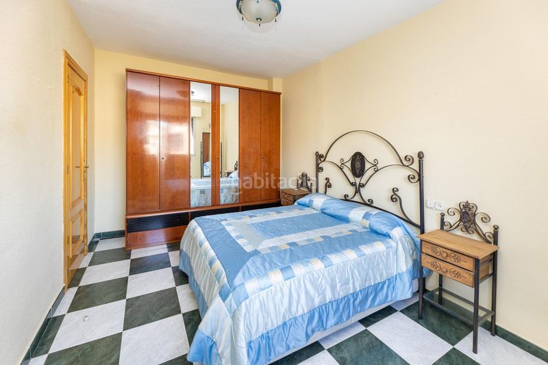 Foto a8075489-4b4c-48dc-925b-4d13d3ef7bdc. Casa amb aparcament a Maracena