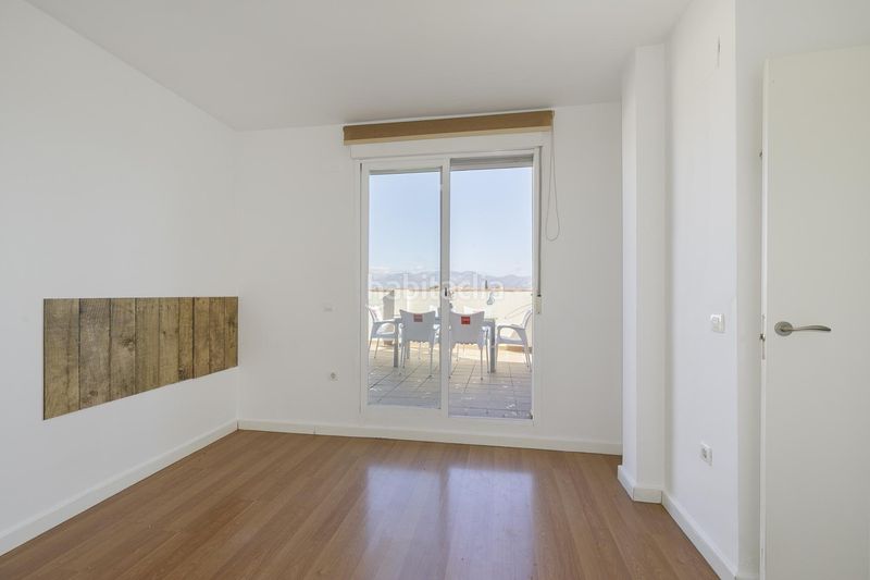 Foto 13a0d904-3800-4604-8ffb-94aab8a80133. Àtic amb aparcament a Cúllar Vega