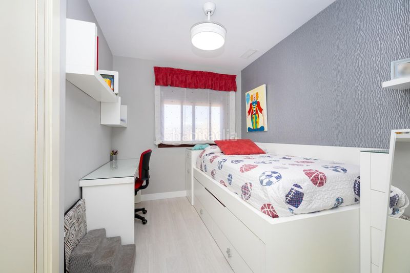 Foto 00f48954-9678-43f8-b3c1-f814e9d0c744. Àtic amb aparcament piscina a Playa de Granada Motril