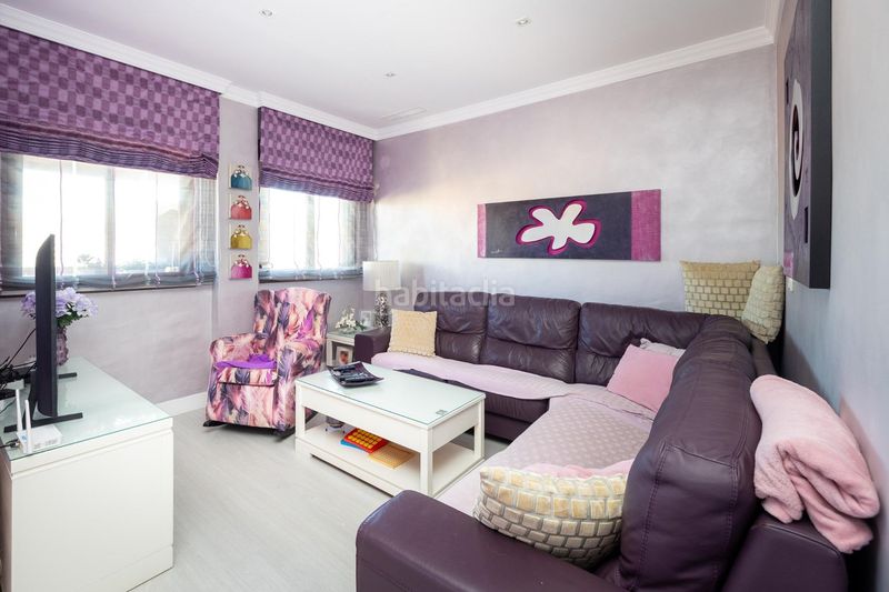 Foto 0814003a-5383-4d30-a522-01bfa0034688. Àtic amb aparcament piscina a Playa de Granada Motril