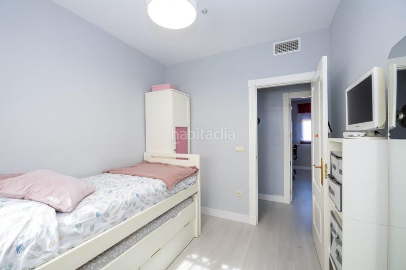 Foto 3e6ef6b6-403d-448d-bd1a-c72a1ab85677. Àtic amb aparcament piscina a Playa de Granada Motril