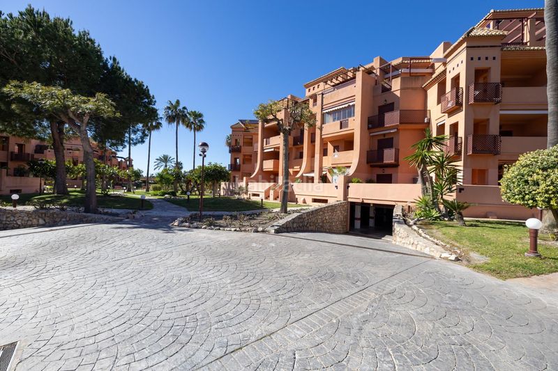 Foto 434e3a70-33e0-44f5-ac6b-30f14a475b84. Àtic amb aparcament piscina a Playa de Granada Motril