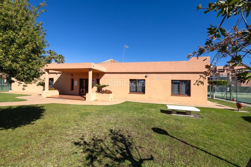 Foto 825c8b9b-b585-48bd-a45d-732be0b7fee6. Àtic amb aparcament piscina a Playa de Granada Motril