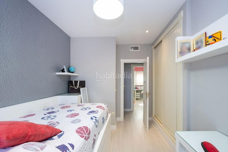 Foto 82a80703-1455-4c97-99d9-84181dd8723c. Àtic amb aparcament piscina a Playa de Granada Motril