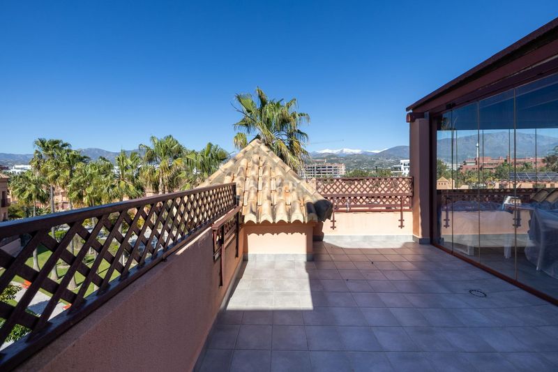 Foto 9d9be950-a5e6-48c3-b604-01fd4354ae7f. Àtic amb aparcament piscina a Playa de Granada Motril