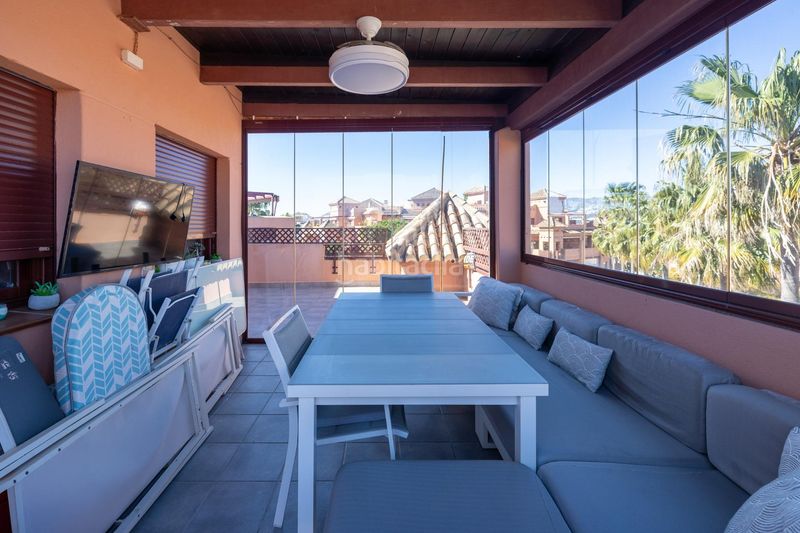 Foto c0e6e04a-0eeb-495a-9ef3-2f9af2aeb1a9. Àtic amb aparcament piscina a Playa de Granada Motril