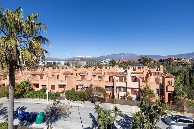 Foto cea4b648-607a-4885-990b-5ea3ab32a48e. Àtic amb aparcament piscina a Playa de Granada Motril