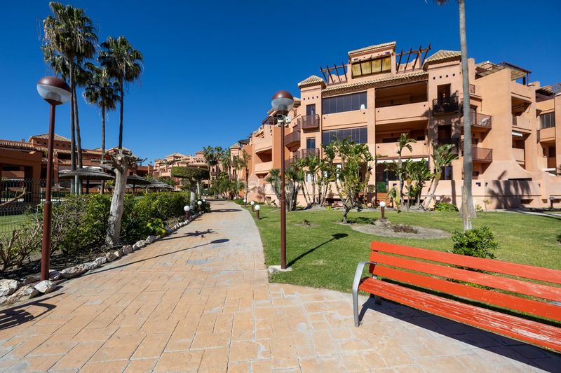 Foto db084bba-4744-4a5f-9e66-91dbbce58191. Àtic amb aparcament piscina a Playa de Granada Motril