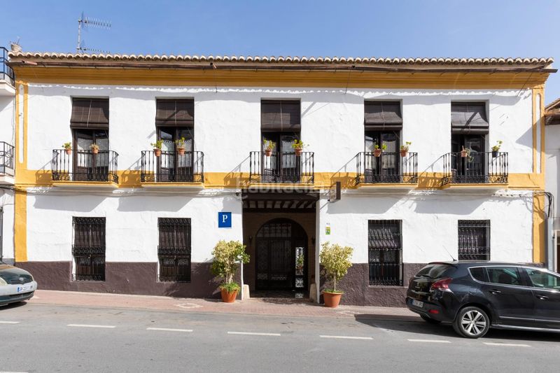 Foto ae4e3cb9-1688-4918-8e45-56cca2ea4625. Edifici a Centro Salobreña