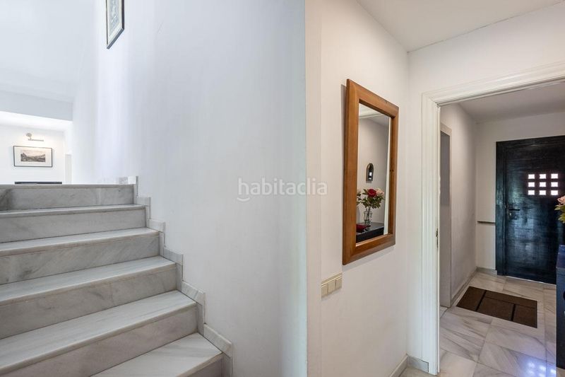 Foto 91cfae0b-e3ce-4e7c-ade0-568228985a51. Casa amb aparcament a Bola de Oro Granada