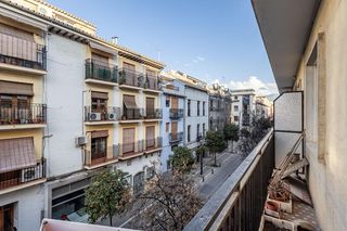 Pis  Calle sor cristina mesa. Piso en pleno realejo
