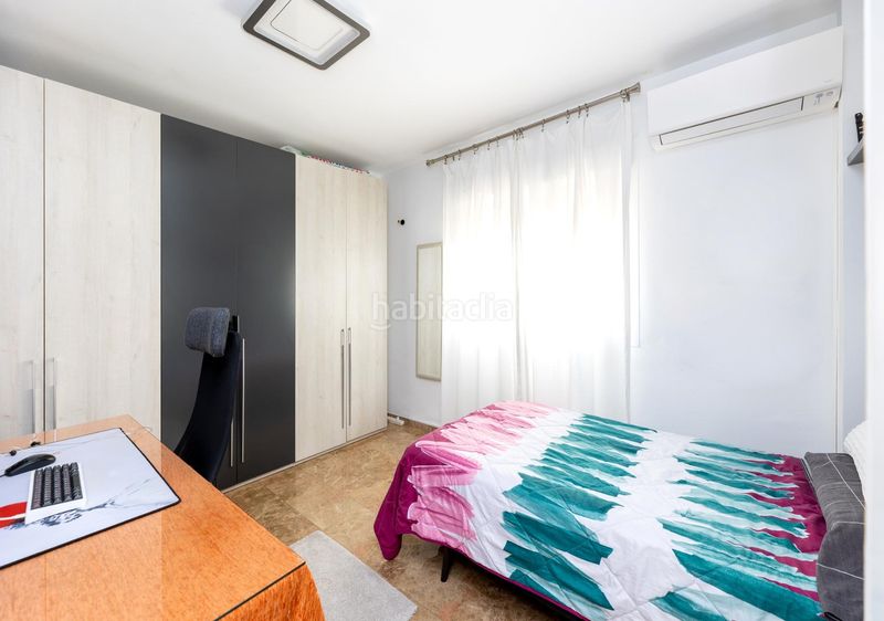 Foto 7d0de4fa-e64e-40b2-92c5-3dcc023377ca. Casa aparellada amb aparcament a Jun