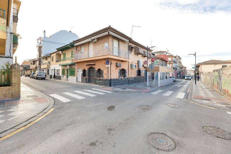 Foto d4264fe8-bc81-4cff-8994-82f0860012cf. Casa amb calefacció aparcament a Maracena