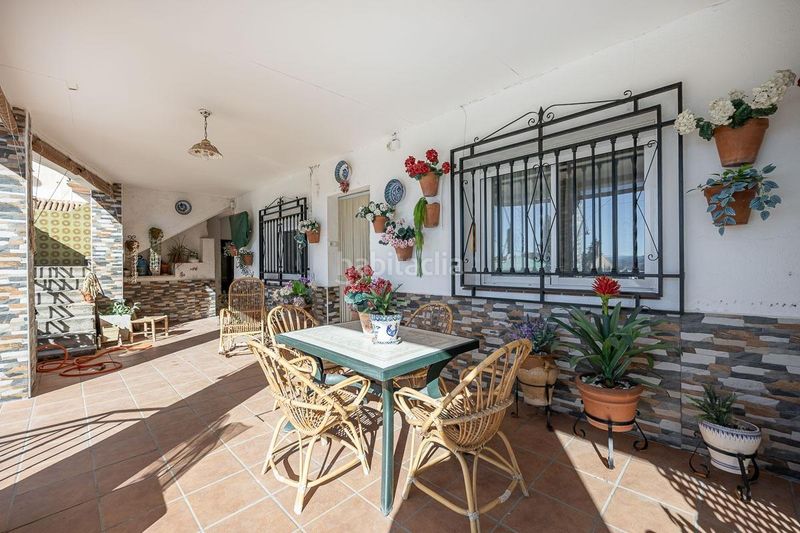 Foto 44e352d6-3caa-4b87-adbc-69a870fc3306. Casa adossada amb aparcament piscina a Barrio de la Vega Monachil