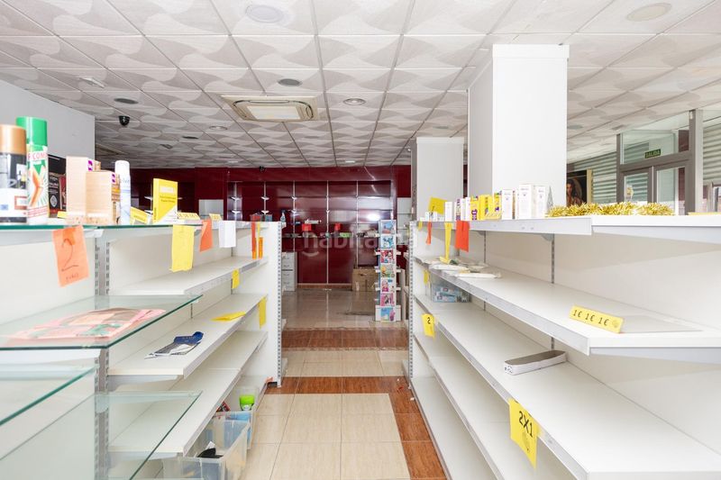 Foto 3f6443ee-47bc-4421-9093-be8e180f6ea4. Local comercial a Santa Fe