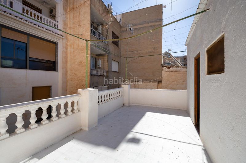 Foto d0d13e65-06d4-4b45-b763-c270ba6875c5. Casa aparellada a Lanjarón